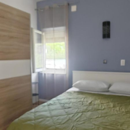Holiday House "Villa Flora" Шибеник Екстер'єр фото