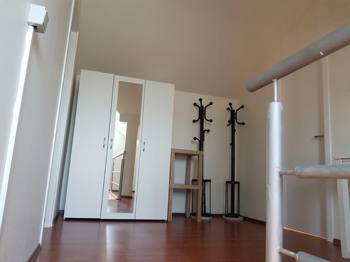 Holiday House "Villa Flora" Шибеник Екстер'єр фото